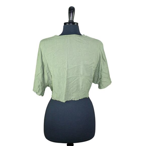 Free Kisses Sage Green Crop Top Blouse Tie Up Front Buttons Boho S - Picture 2 of 3